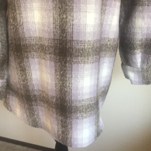 Plaid shacket shirt jacket Bagatelle cozy shacket size medium lavender b… - Picture 8 of 11